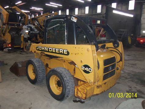 2000 john deere 240 skid steer loader|john deere 240 skid steer for sale.